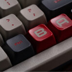 Retro 68 Keyboard - NES 40th Limited Edition - Image 7