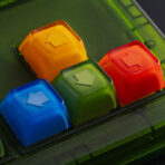 8BitDo Double-Layered Crystal Arrow Keycaps - Image 5